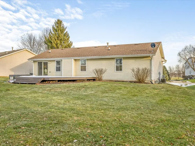 $259,900 | 4144 Westridge Drive, Winnebago, IL 61088