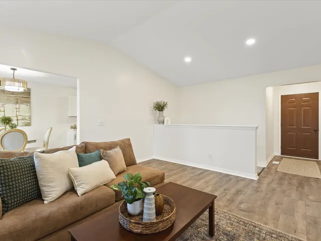 $259,900 | 4144 Westridge Drive, Winnebago, IL 61088