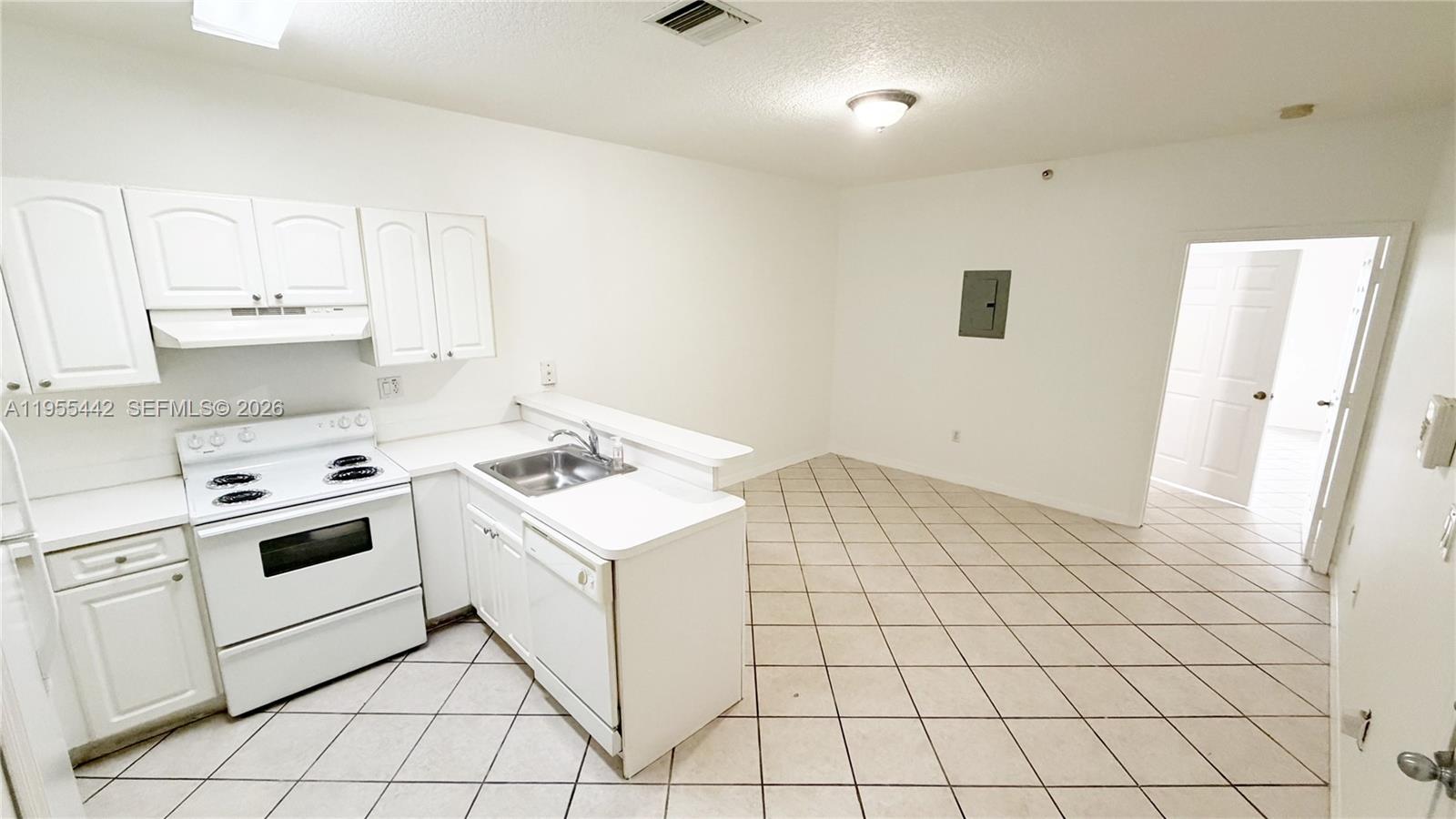 2734 Bird Avenue, Unit 101 Miami, FL 33133 - Photo 3 of 17