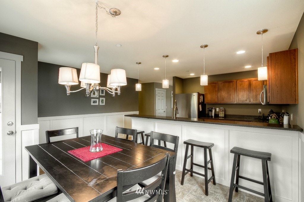 1318 Foreman Road DuPont, WA 98327 - Photo 2 of 15