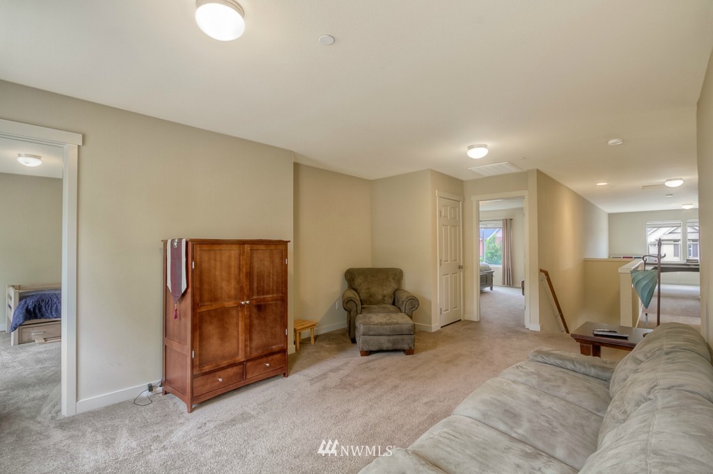 1318 Foreman Road DuPont, WA 98327 - Photo 11 of 15