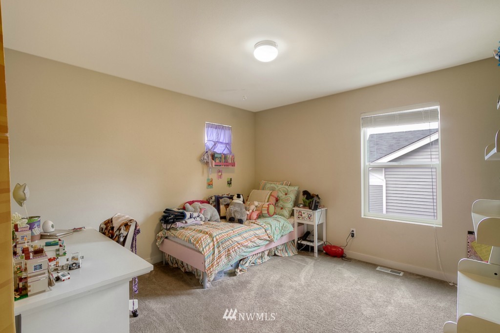 1318 Foreman Road DuPont, WA 98327 - Photo 14 of 15