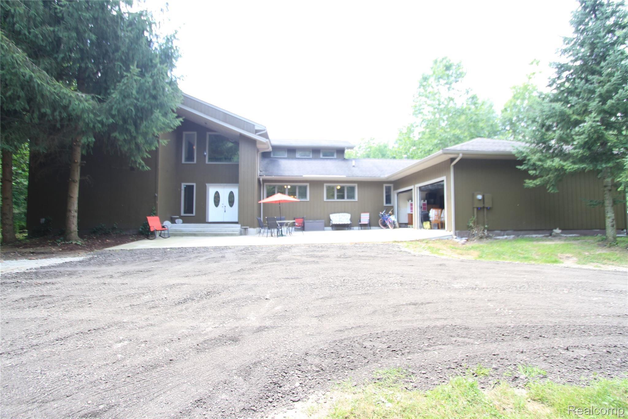 19750 Haggerty Road Belleville, MI 48111 - Photo 1 of 41 IMG_4090.JPG