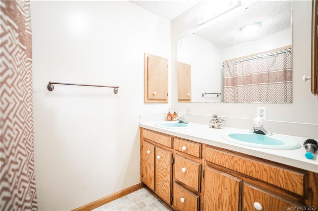 28331 Hatley Farm Road Albemarle, NC 28001 - Photo 21 of 40 Gallery Image 21