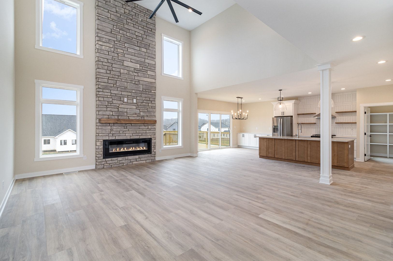 754 Lucano Way Crown Point, IN 46307 - Photo 4 of 19 Gallery Image 4