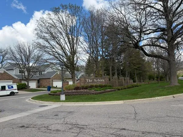$2,400 | 4299 Pine Ridge Court, Ann Arbor, MI 48105