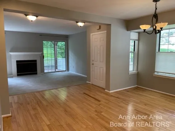 $2,400 | 4299 Pine Ridge Court, Ann Arbor, MI 48105