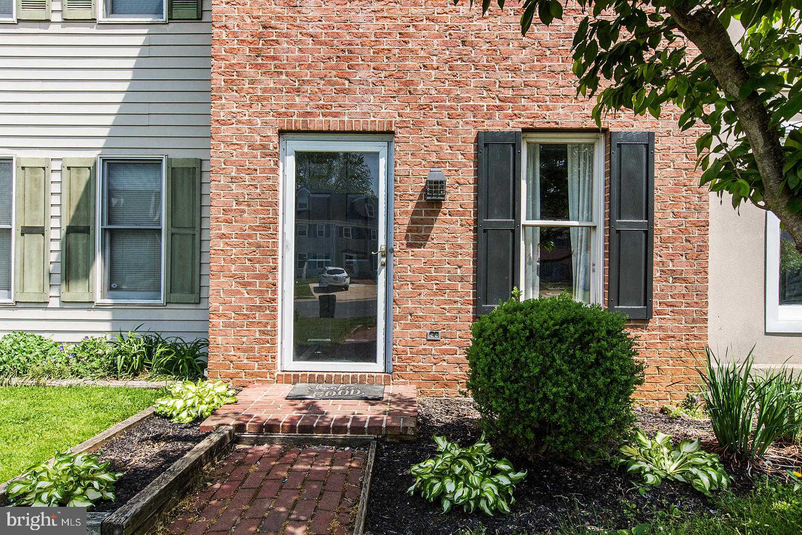 105 Chukar Court Lititz, PA 17543 - Photo 6 of 45