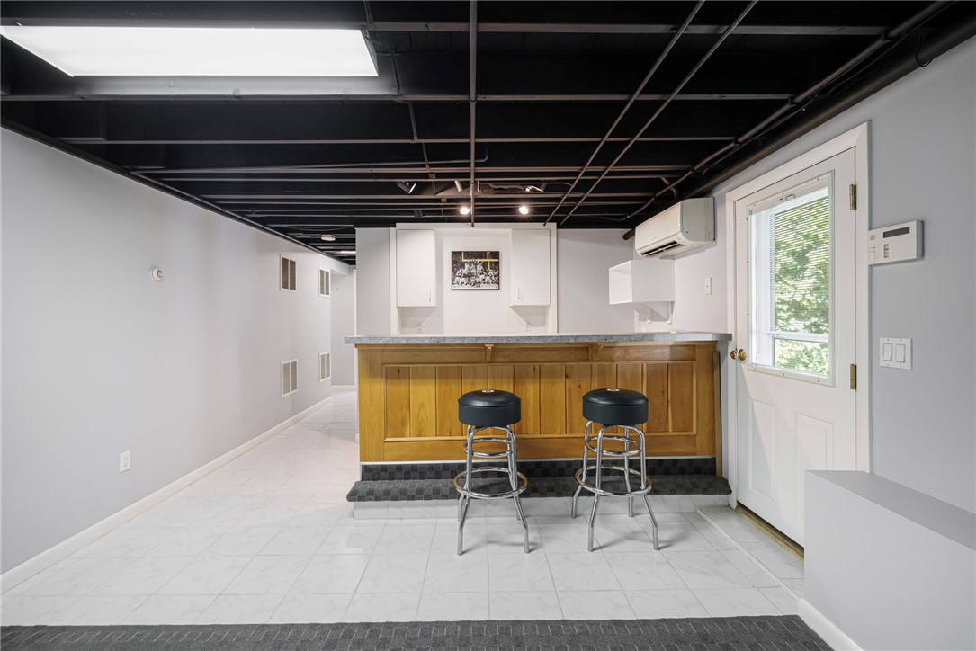 40 Quail Hollow Road Cranston, RI 02920 - Photo 23 of 37 Gallery Image 23