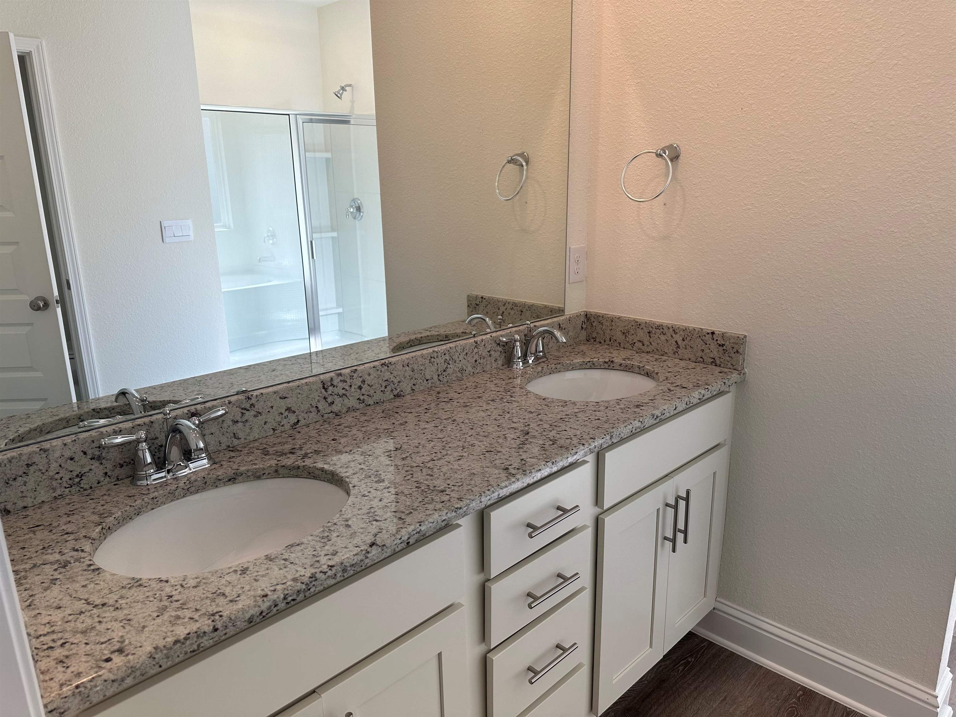 1893 Carly Street, Unit 43 Foley, AL 36535 - Photo 8 of 12 Primary Bath