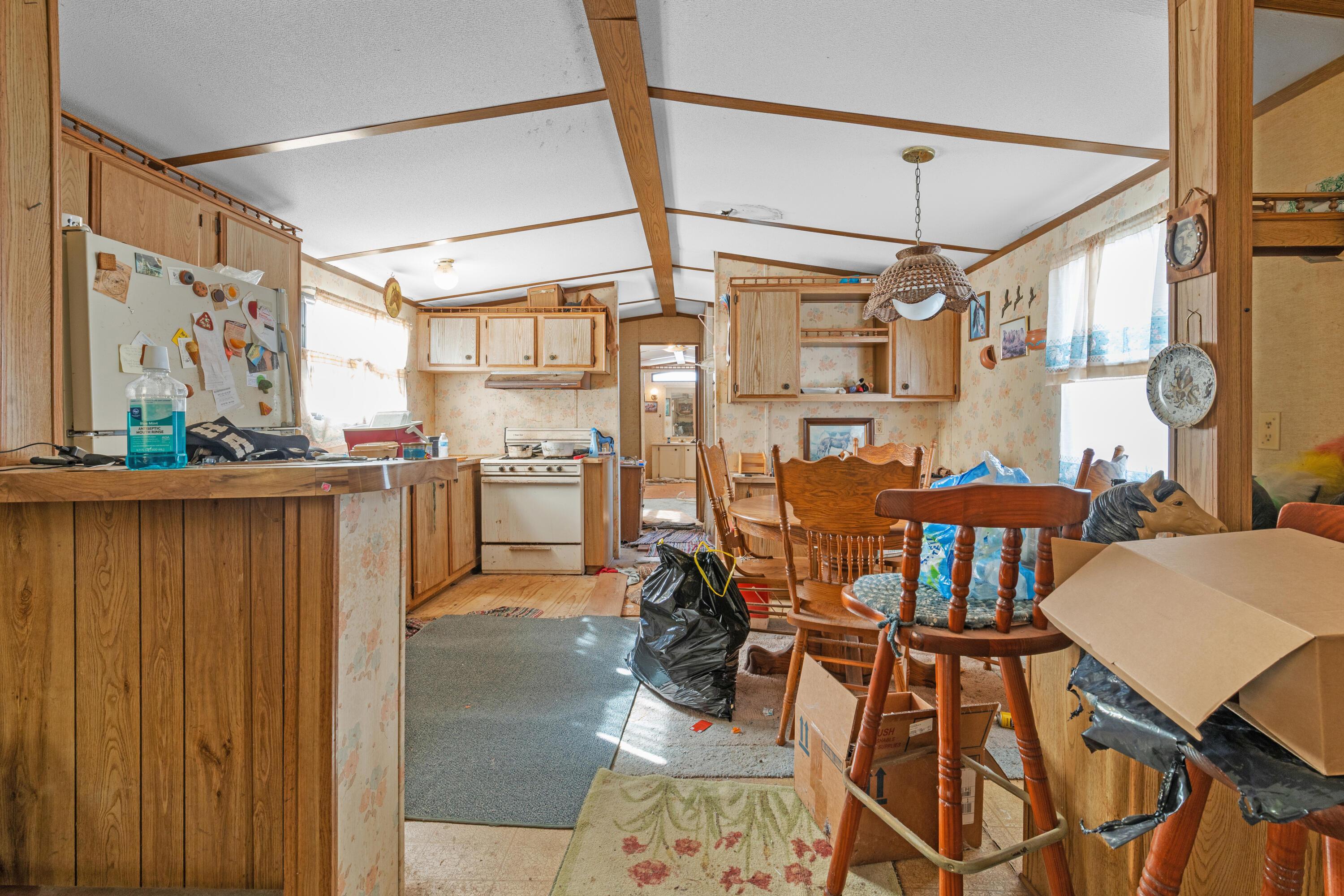 65 Jerusalem Road Southeast Bremen, OH 43107 - Photo 7 of 44 7. Kitchen & Dining Area