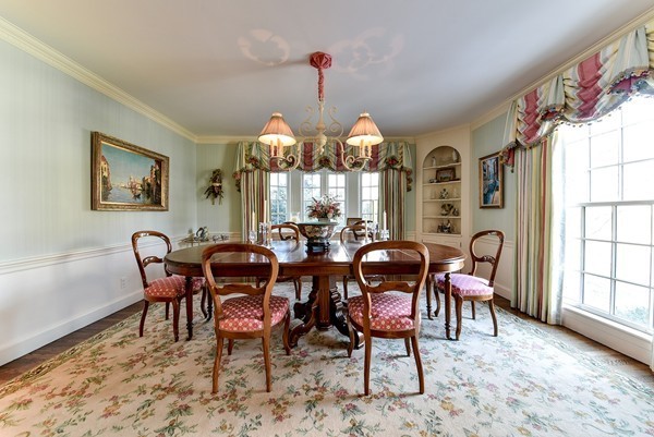 74 Albion Road Wellesley, MA 02481 - Photo 5 of 16