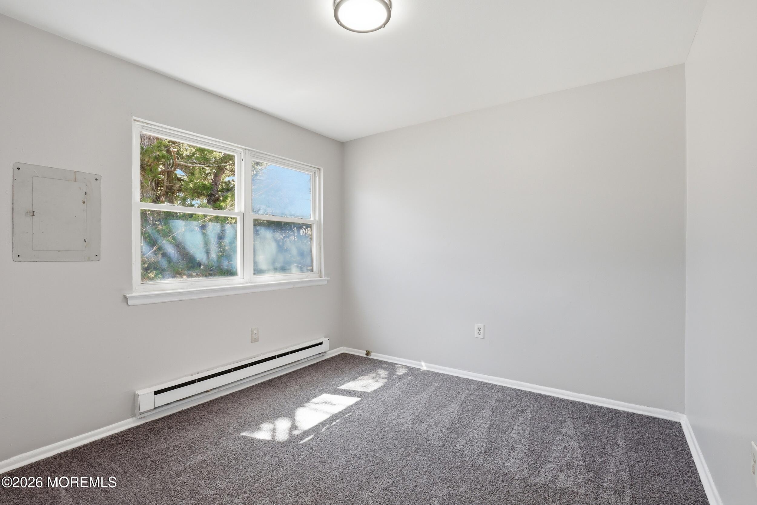 201 6th Street Barnegat, NJ 08005 - Photo 9 of 12 010_mD2N