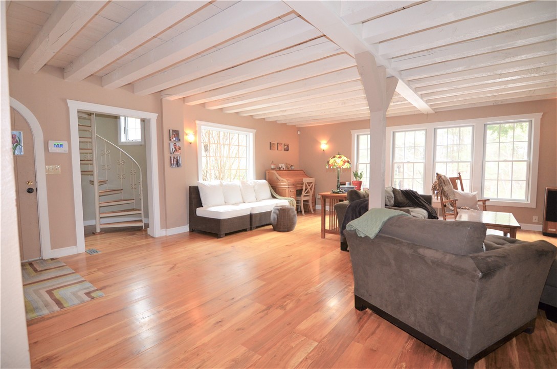 405 Sherman Farm Road Burrillville, RI 02830 - Photo 4 of 46