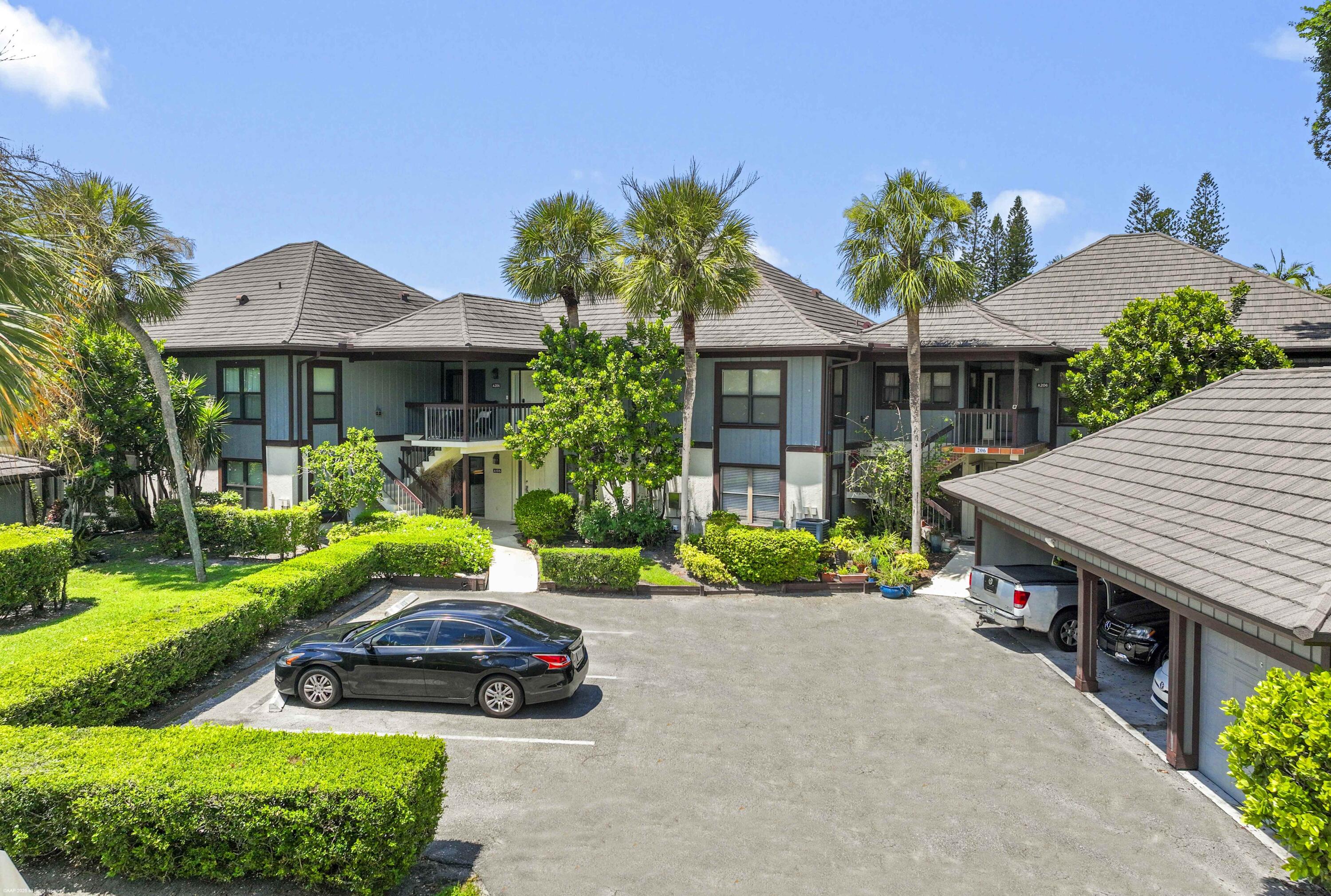 13329 Polo Club Road, Unit 105 Wellington, FL 33414 - Photo 3 of 43 13329 Polo Club Rd A105 004