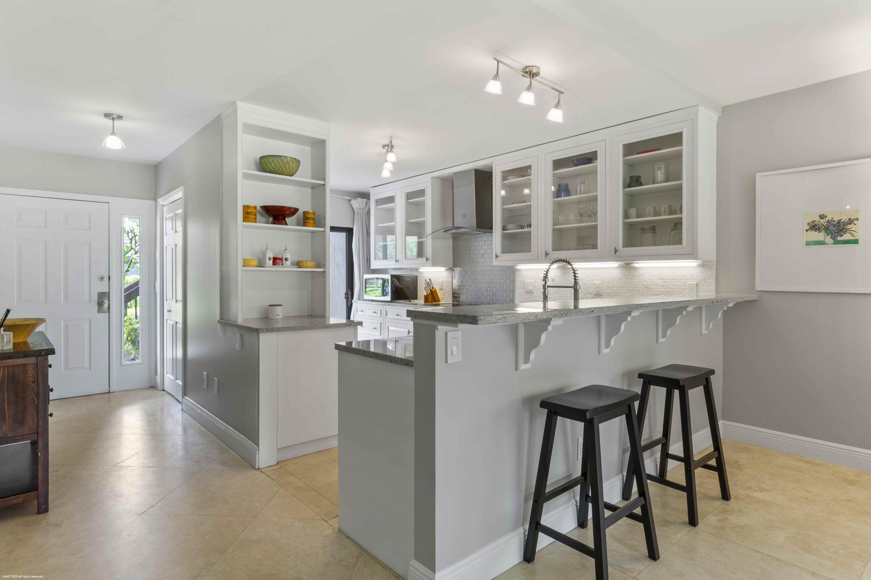 13329 Polo Club Road, Unit 105 Wellington, FL 33414 - Photo 9 of 43 13329 Polo Club Rd A105 010