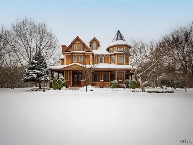 $599,900 | 4318 Hawthorne Drive, Vernon, NY 13476