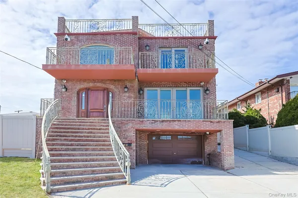 $1,888,000 | 10-42 Utopia Parkway | Beechhurst