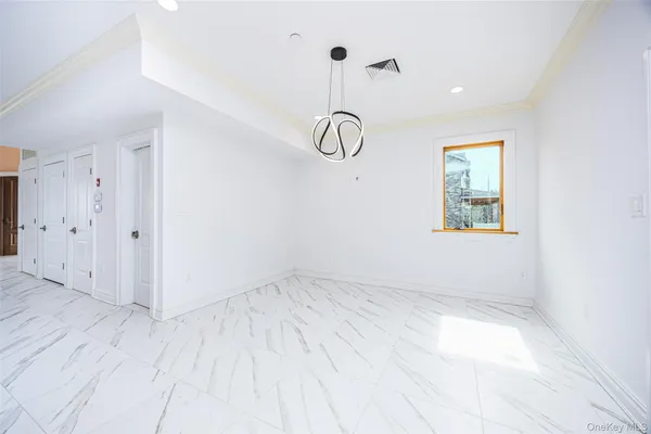 $1,888,000 | 10-42 Utopia Parkway | Beechhurst
