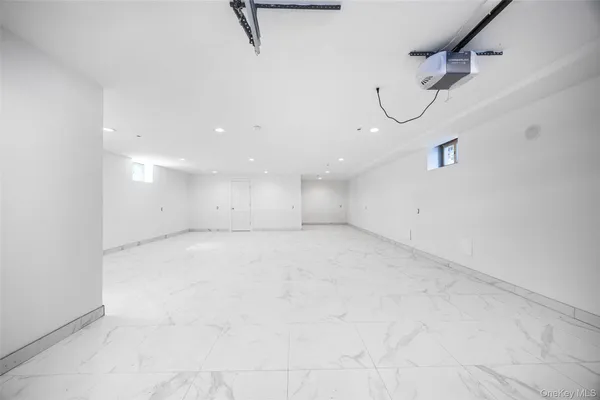 $1,888,000 | 10-42 Utopia Parkway | Beechhurst