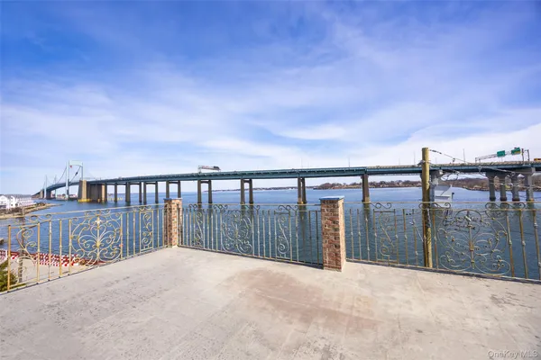 $1,888,000 | 10-42 Utopia Parkway | Beechhurst