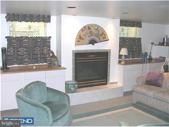 1940 Juniata Road Norristown, PA 19403 - Photo 7 of 9 Family Room