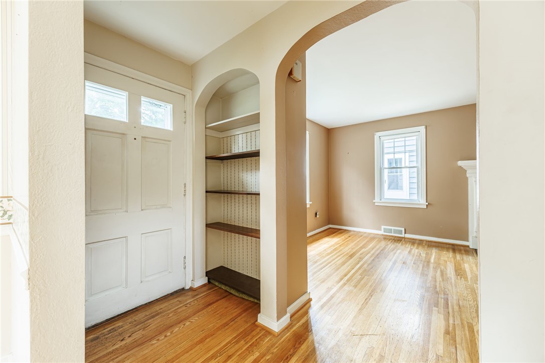 1204 Stone Road Greece, NY 14616 - Photo 5 of 30
