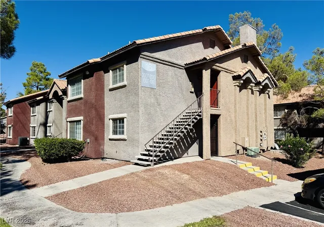 $1,350 | 2750 South Durango Drive, Unit 2010, Las Vegas, NV 89117