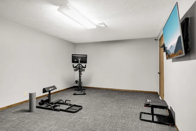 $474,900 | 7501 West 100th Street, Bloomington, MN 55438