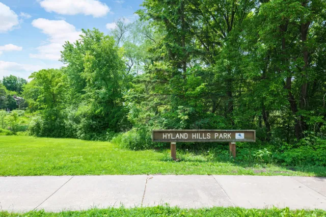 $474,900 | 7501 West 100th Street, Bloomington, MN 55438