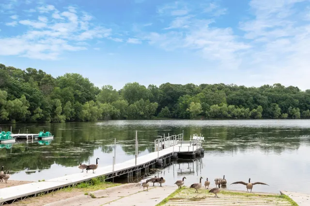 $474,900 | 7501 West 100th Street, Bloomington, MN 55438