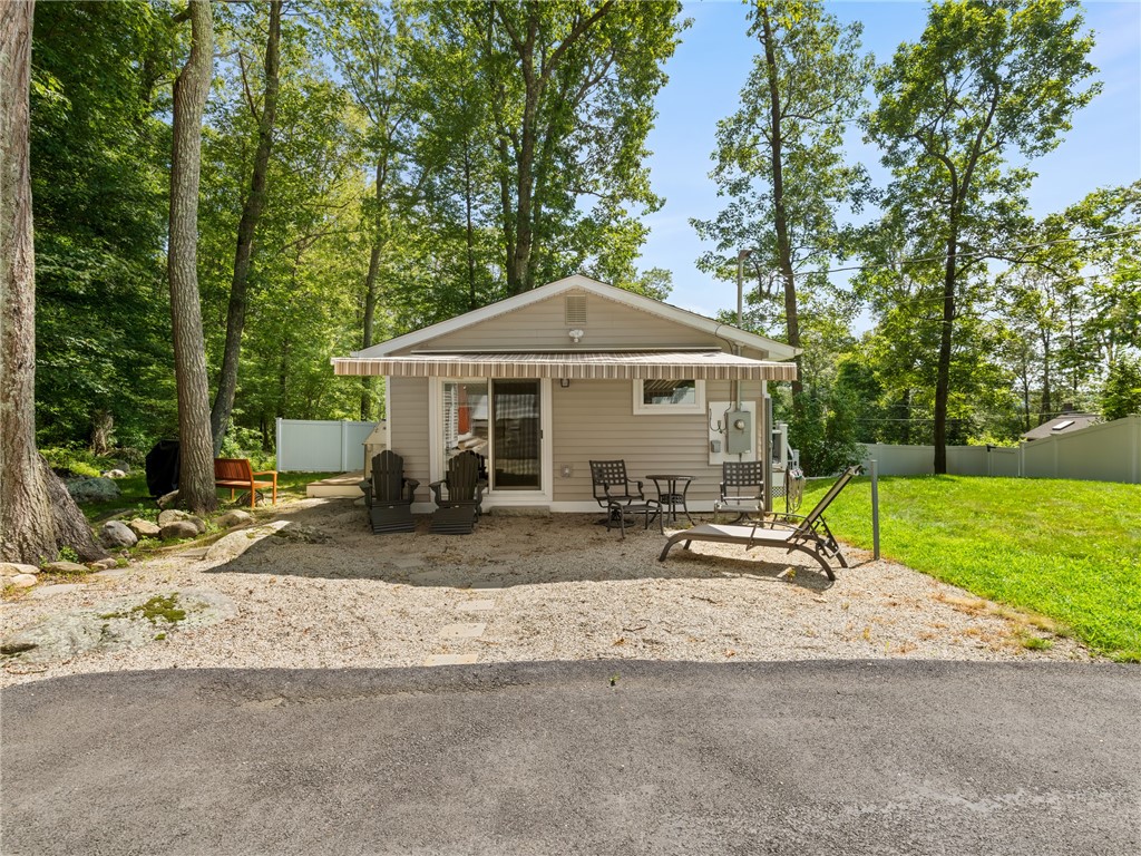 17 Reid Road Douglas, MA 01516 - Photo 5 of 32