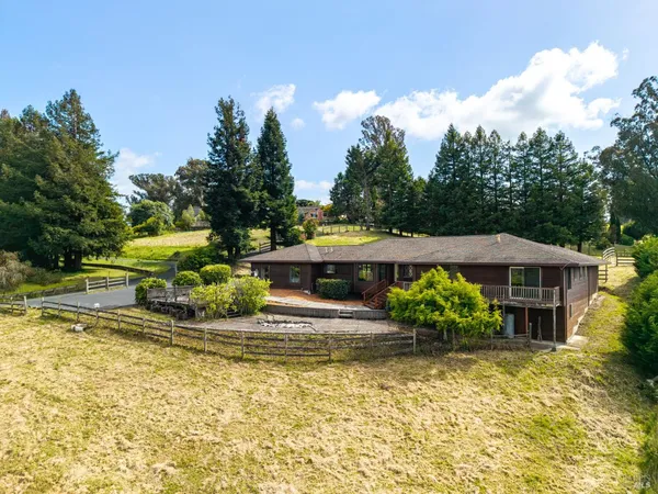 $1,300,000 | 8969 Cypress Avenue, Cotati, CA 94931