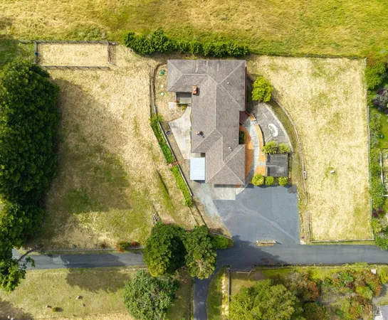 $1,300,000 | 8969 Cypress Avenue, Cotati, CA 94931