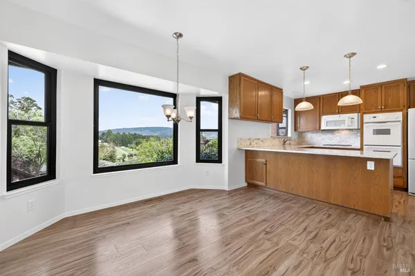 $1,300,000 | 8969 Cypress Avenue, Cotati, CA 94931