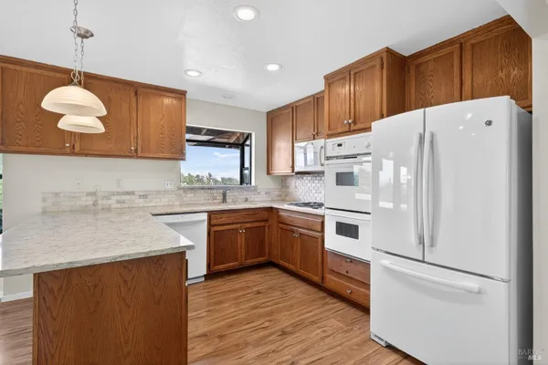 $1,300,000 | 8969 Cypress Avenue, Cotati, CA 94931