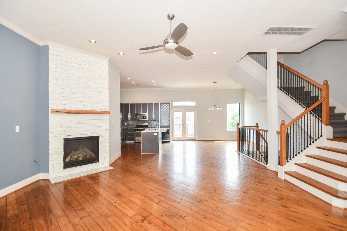 748 West 16th Street, Unit B Houston, TX 77008 - Photo 12 of 32