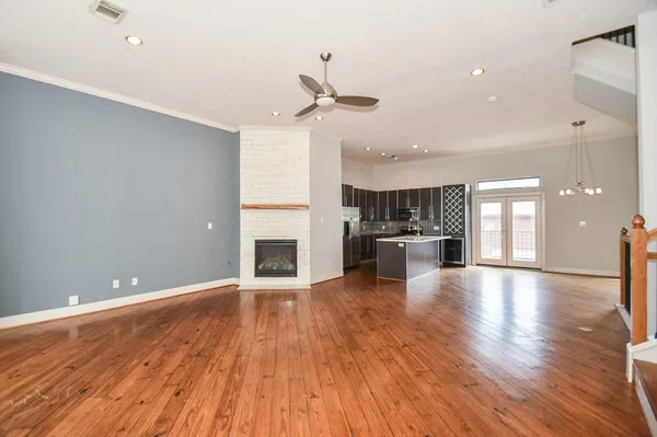 $3,100 | 748 West 16th Street, Unit B, Houston, TX 77008