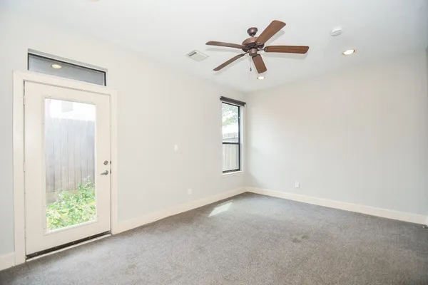 $3,100 | 748 West 16th Street, Unit B, Houston, TX 77008
