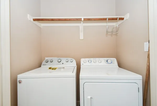 $3,100 | 748 West 16th Street, Unit B, Houston, TX 77008