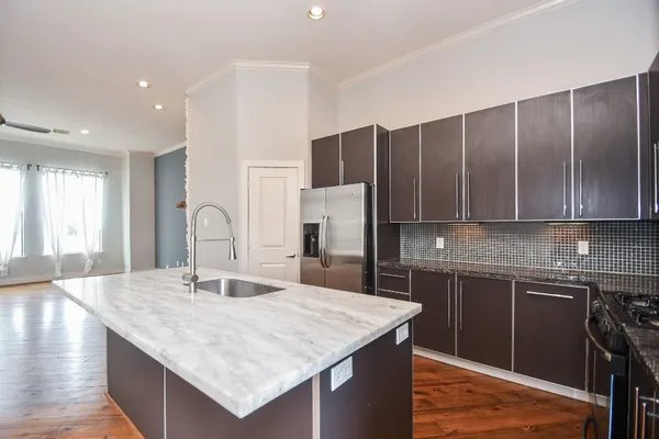$3,100 | 748 West 16th Street, Unit B, Houston, TX 77008