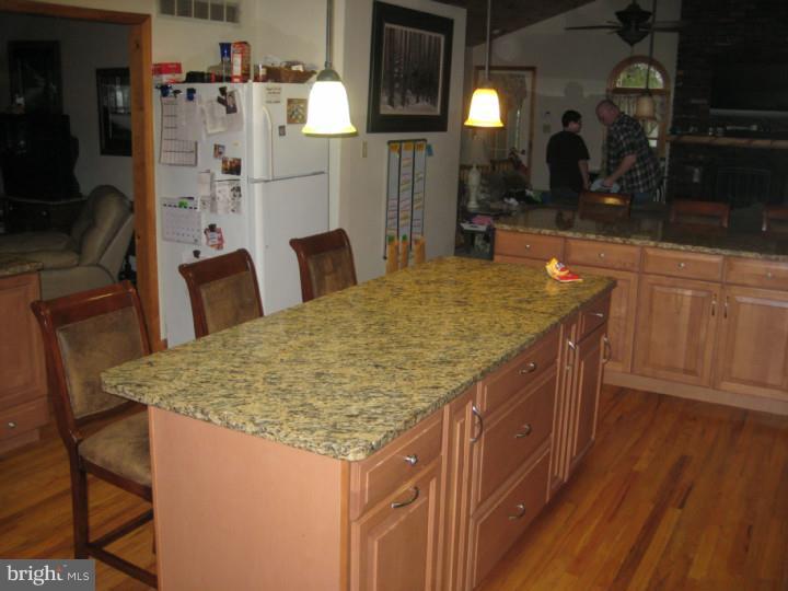 113 Peach Road Marlton, NJ 08053 - Photo 4 of 15 Kitchen