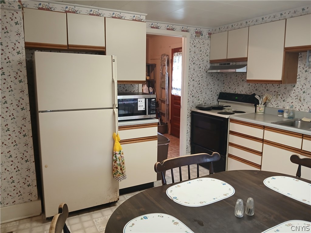 328 County Rte 43 New Haven, NY 13114 - Photo 14 of 30