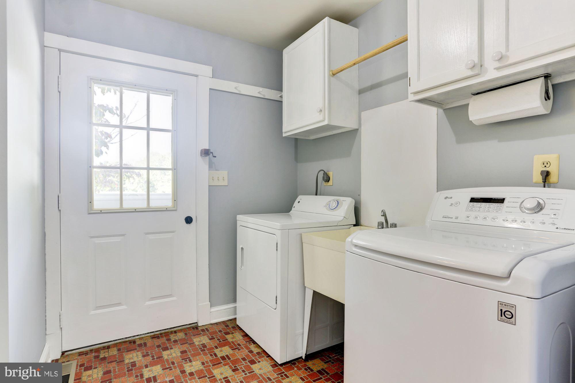 2612 Deer Park Road Finksburg, MD 21048 - Photo 16 of 53 Mud Room
