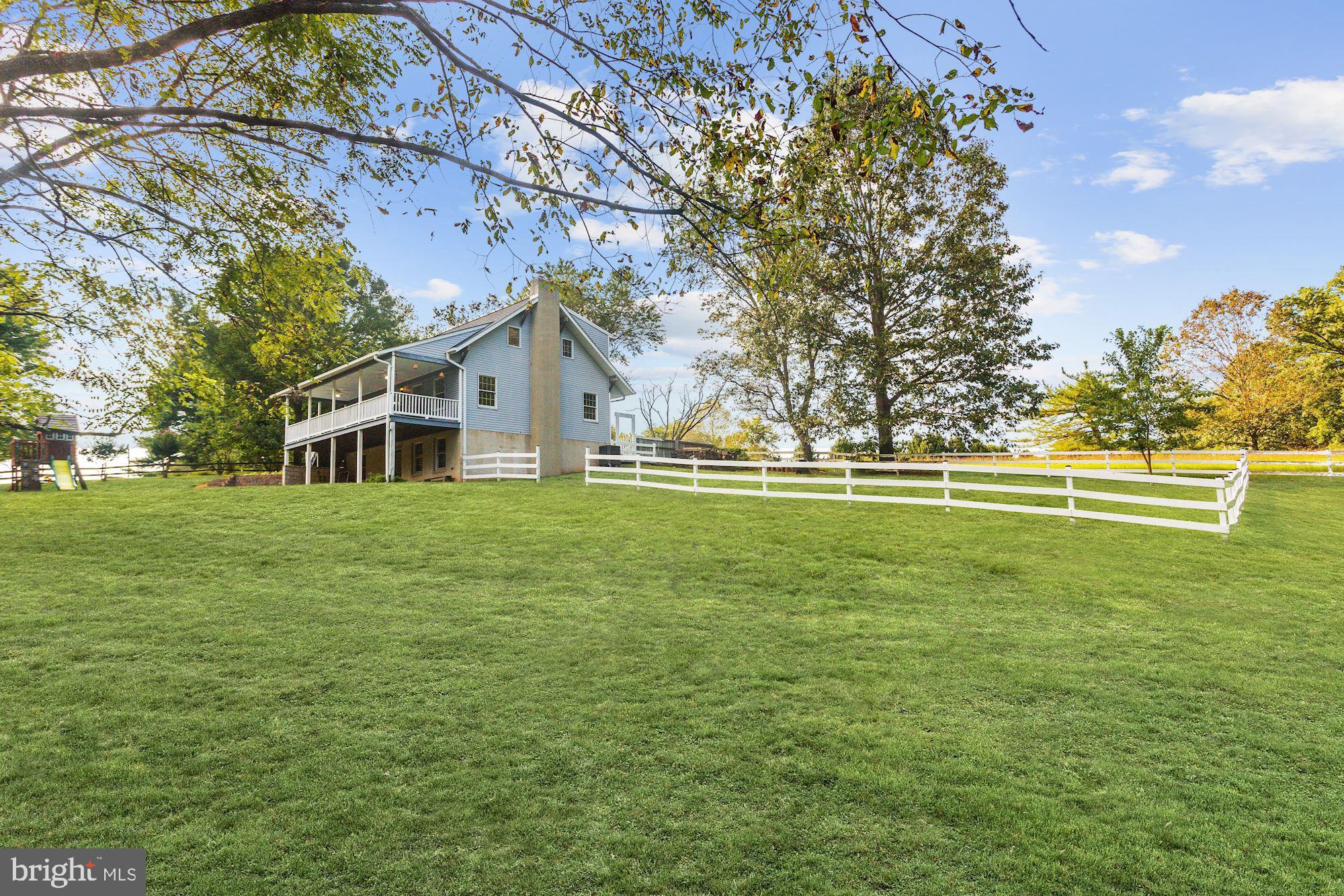 2612 Deer Park Road Finksburg, MD 21048 - Photo 46 of 53 Views | Fenced yard