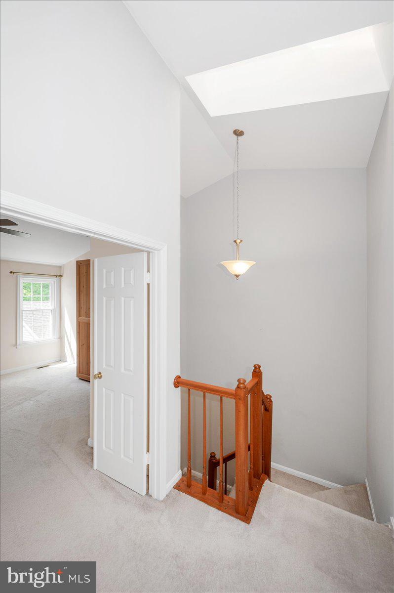 20409 Remsbury Place Gaithersburg, MD 20886 - Photo 15 of 39