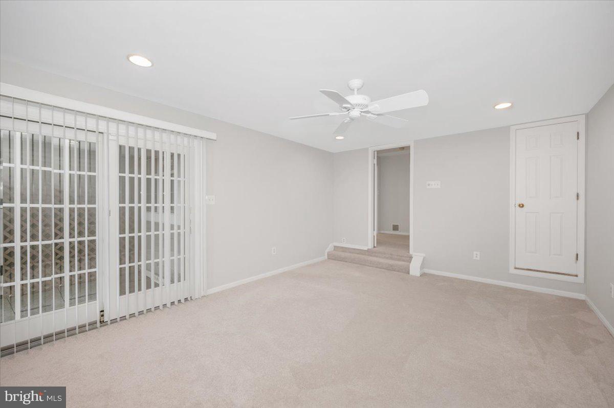 20409 Remsbury Place Gaithersburg, MD 20886 - Photo 28 of 39