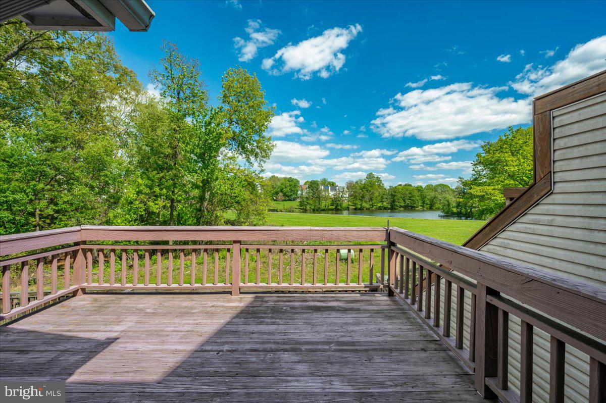 20409 Remsbury Place Gaithersburg, MD 20886 - Photo 33 of 39
