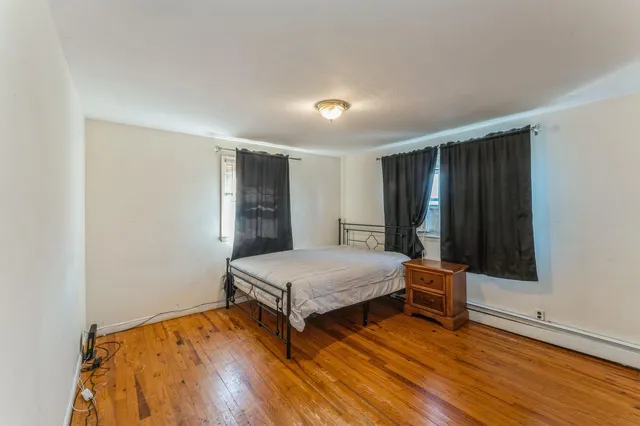 $649,000 | 220 Elzey Avenue, Elmont, NY 11003