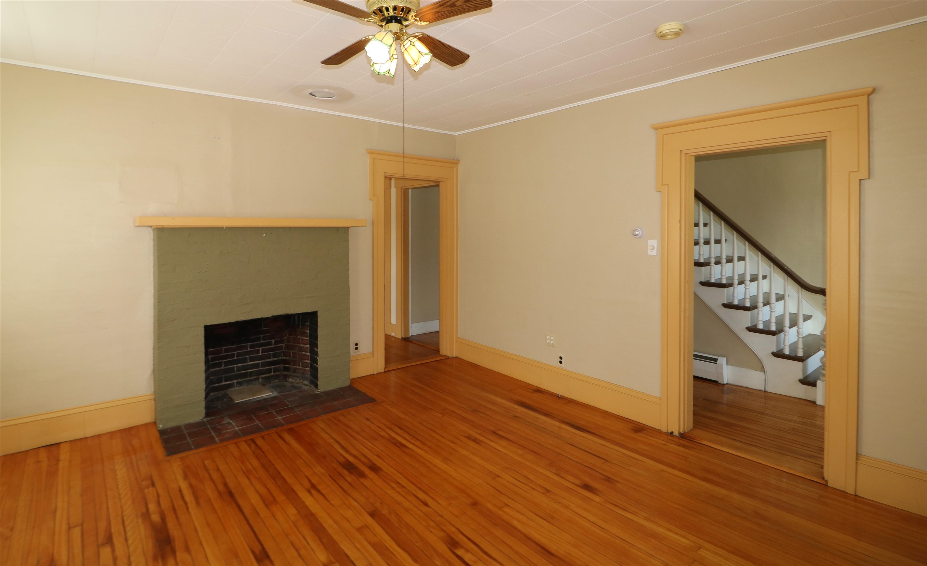 19 Mechanic Street Gorham, NH 03581 - Photo 12 of 40